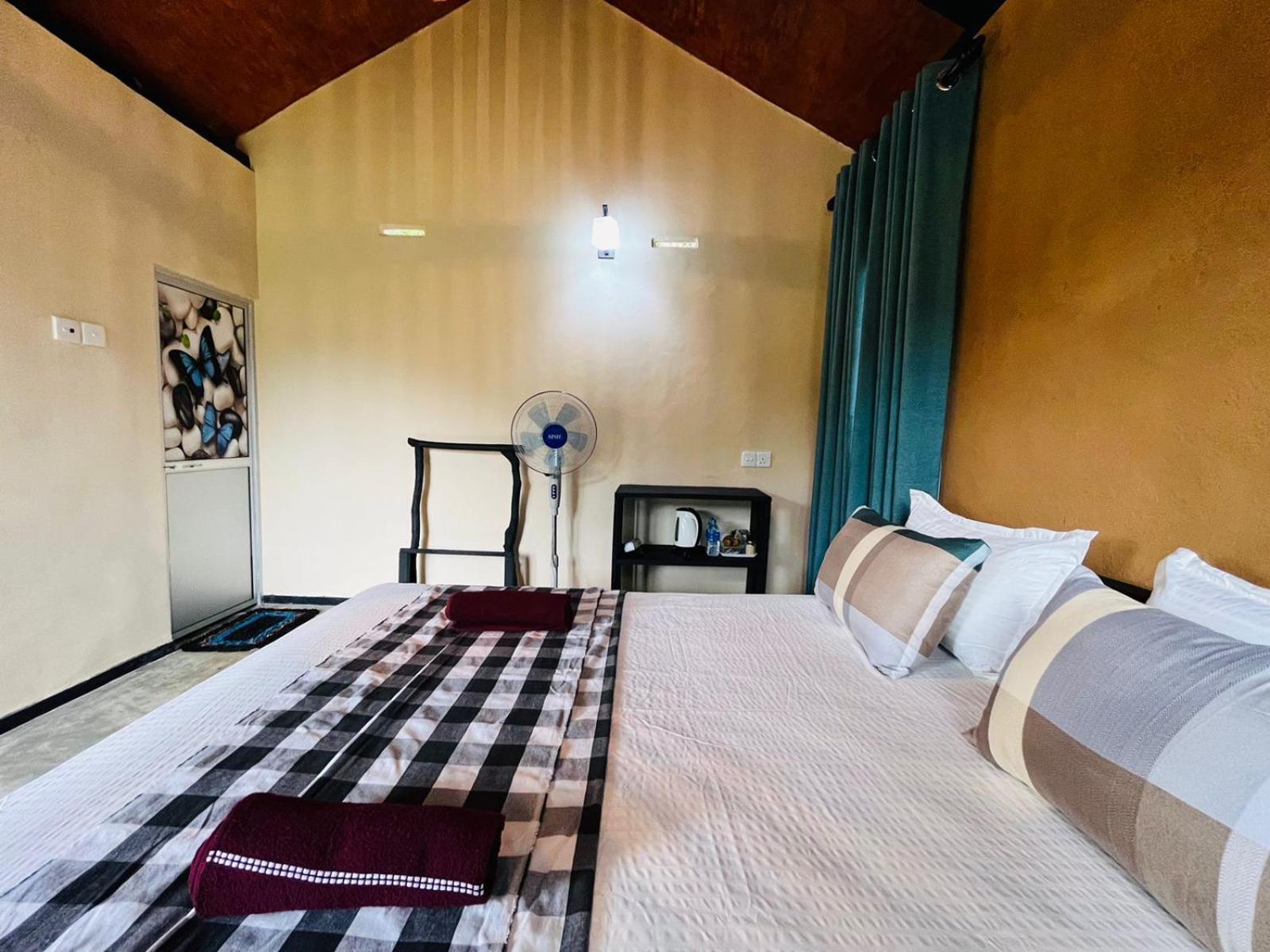 Rainforest Nature House Deniyaya Phòng bức ảnh