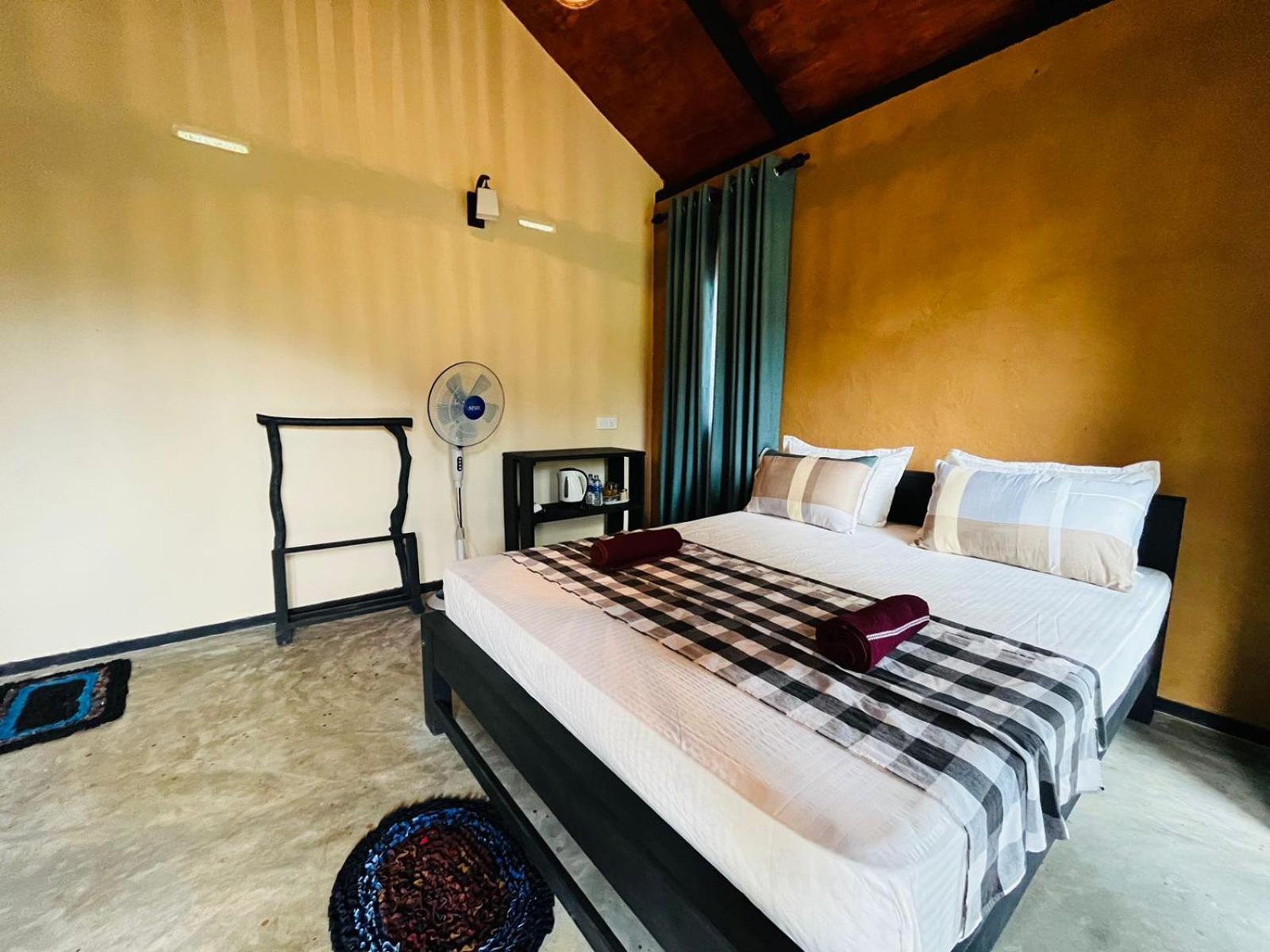 Rainforest Nature House Deniyaya Phòng bức ảnh